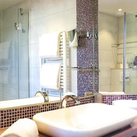 Chartreuse Du Parc - Quartier Cauderan, Chic Et Calme, Grande Terrasse 2 Avec Parking