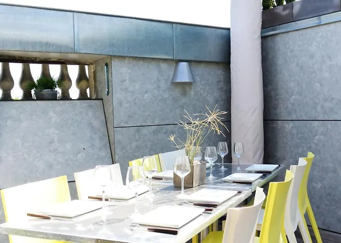 Apartamento Chartreuse Du Parc - Quartier Caudéran, Chic Et Calme, Grande Terrasse 2 Avec Parking